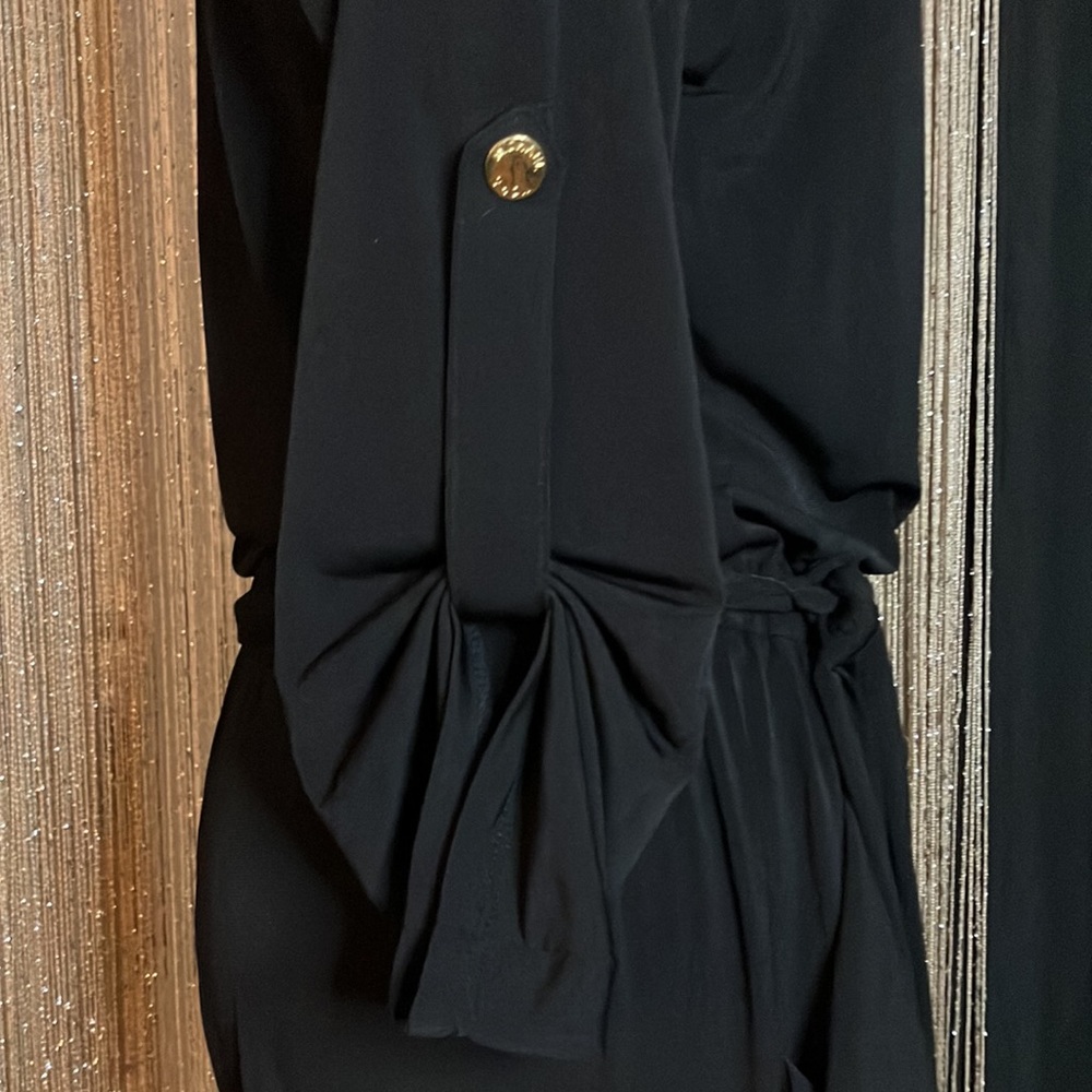 Classic jumper with gold stud Epaulette detail. - Picture 9 of 14
